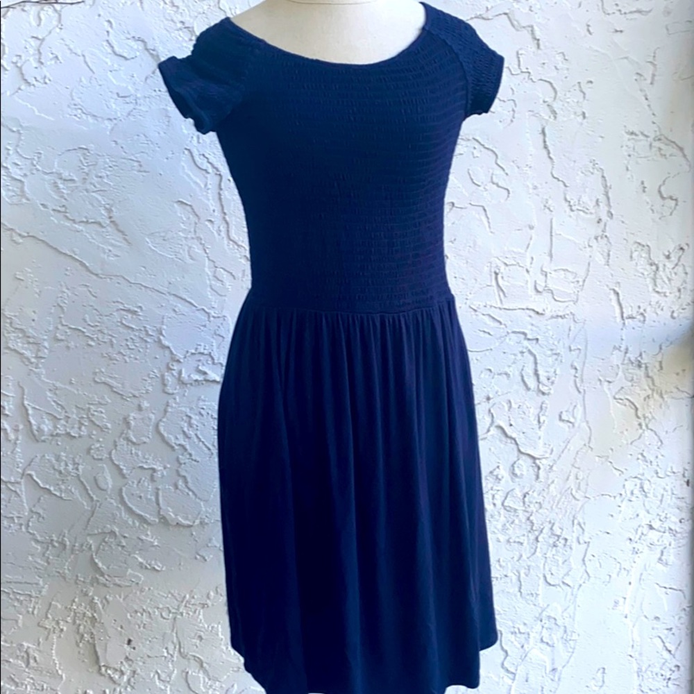 EUC VENUS casual ruched top knit dress Medium
